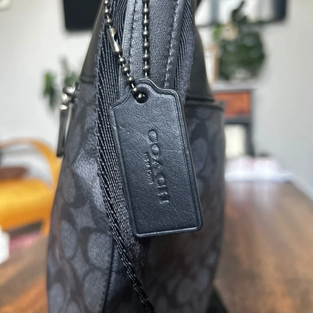 Coach vintage crossbody